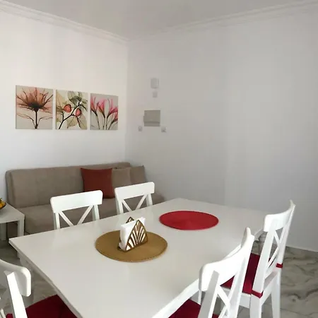 Family Flat For Up To 5 *